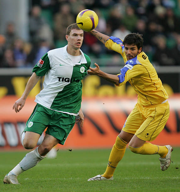 例如卡里乌 例如卡里乌