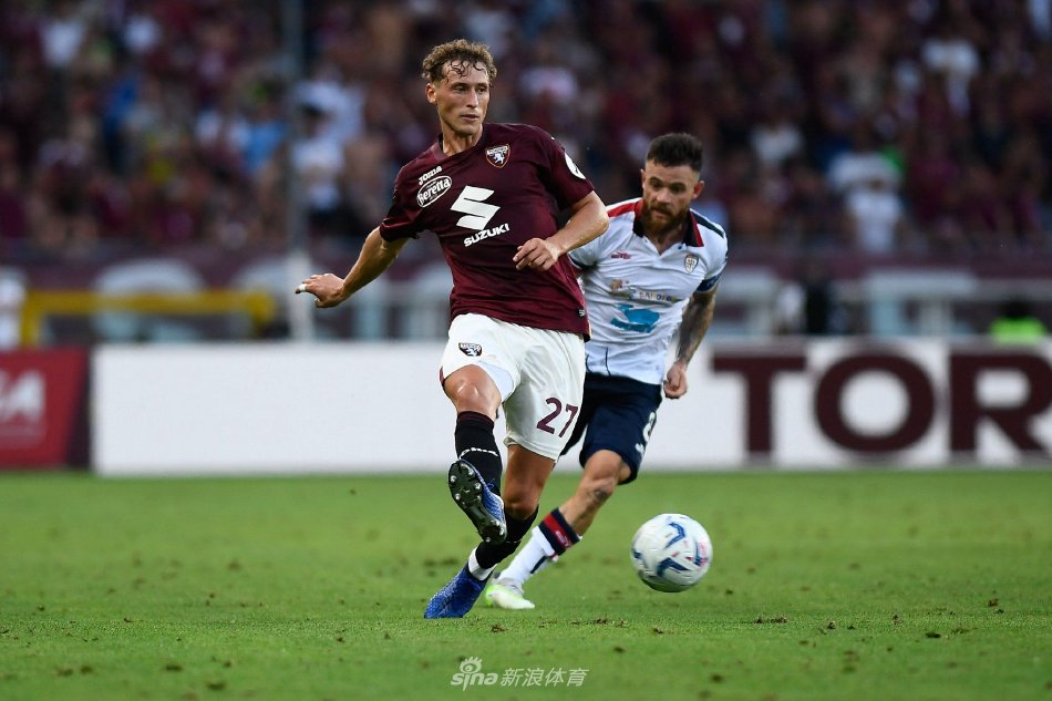 制后首秀年 制后首秀年