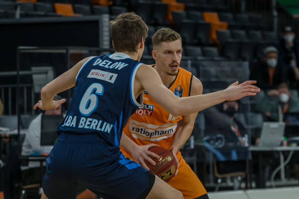 敢于主动承 敢于主动承